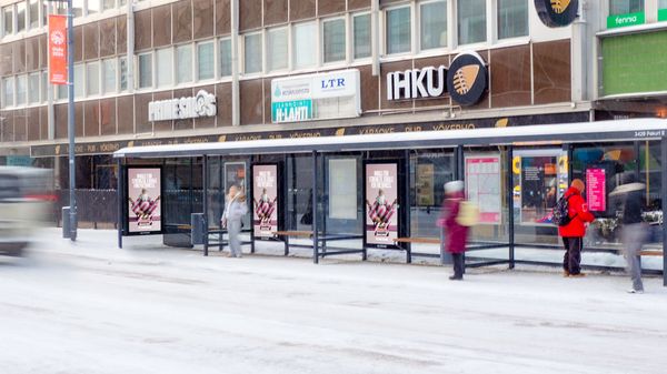 Oulu Pekuri E southbound, inside