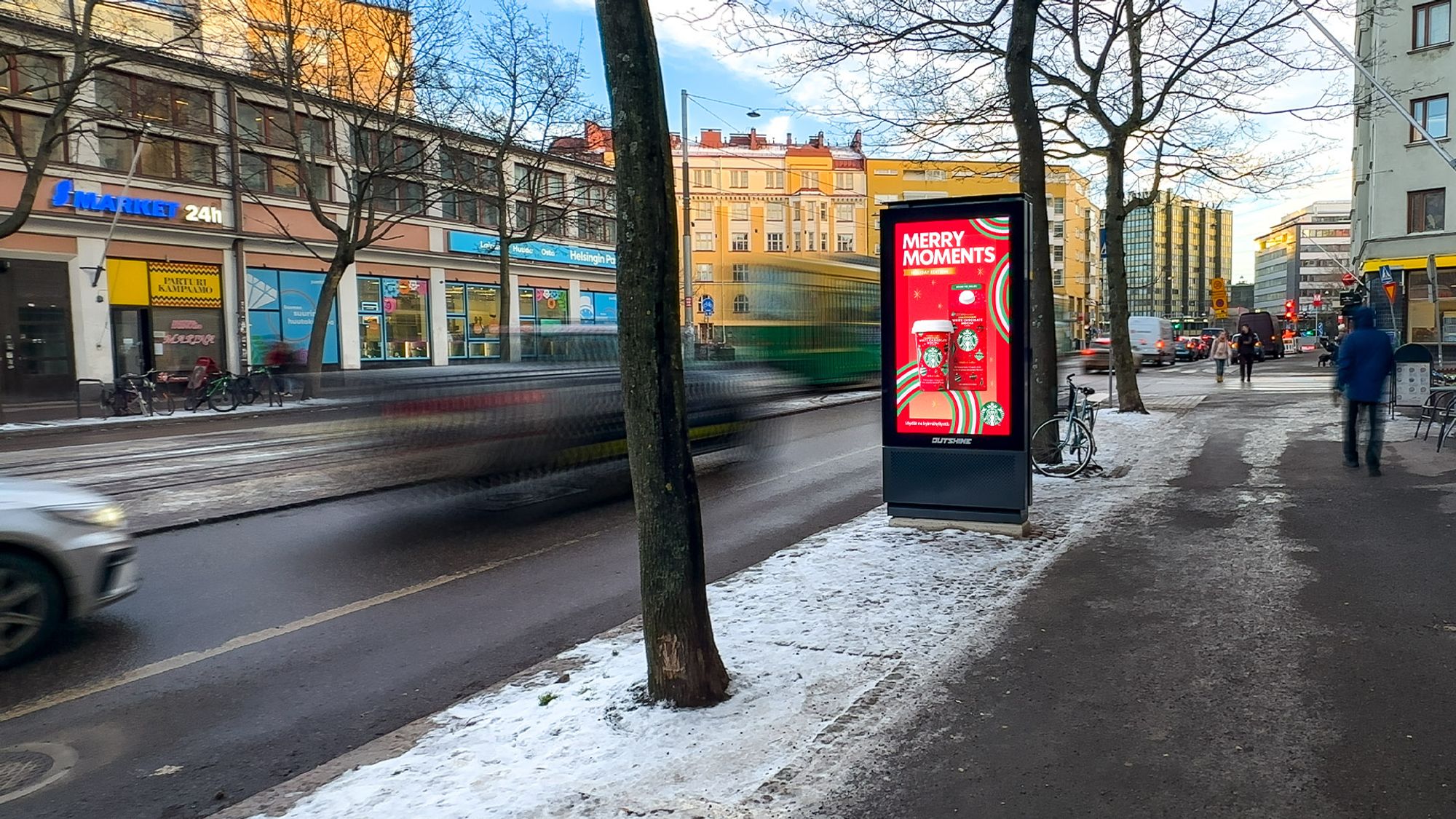 Helsinki-Sörnäinen Helsinginkatu G-Arla Starbucks.jpg