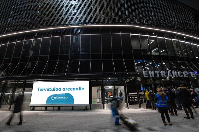 Screen in entrance of Nokia Arena