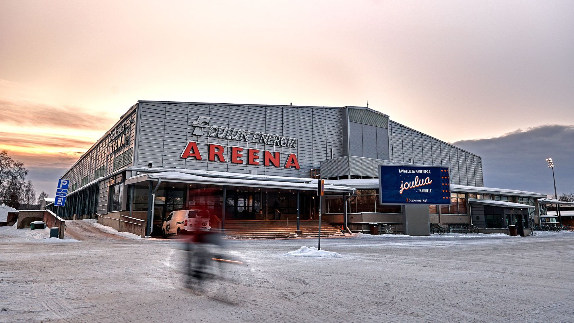 Picture of a screen in Raksila hockey arena during winter