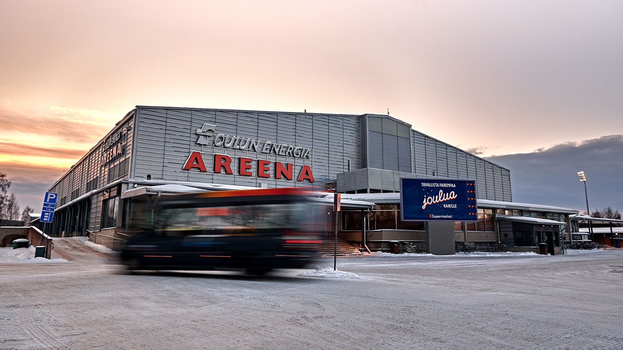 Picture of a screen in Raksila hockey arena during winter