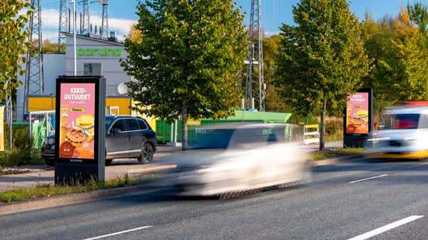Finnoo Kuitinmäentie A ja B Eastbound