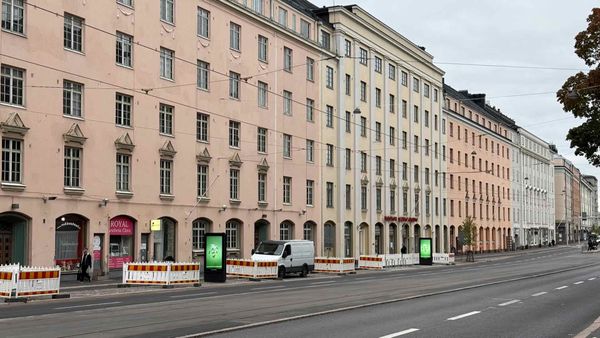 Töölö Mannerheimintie Savilankatu Southbound