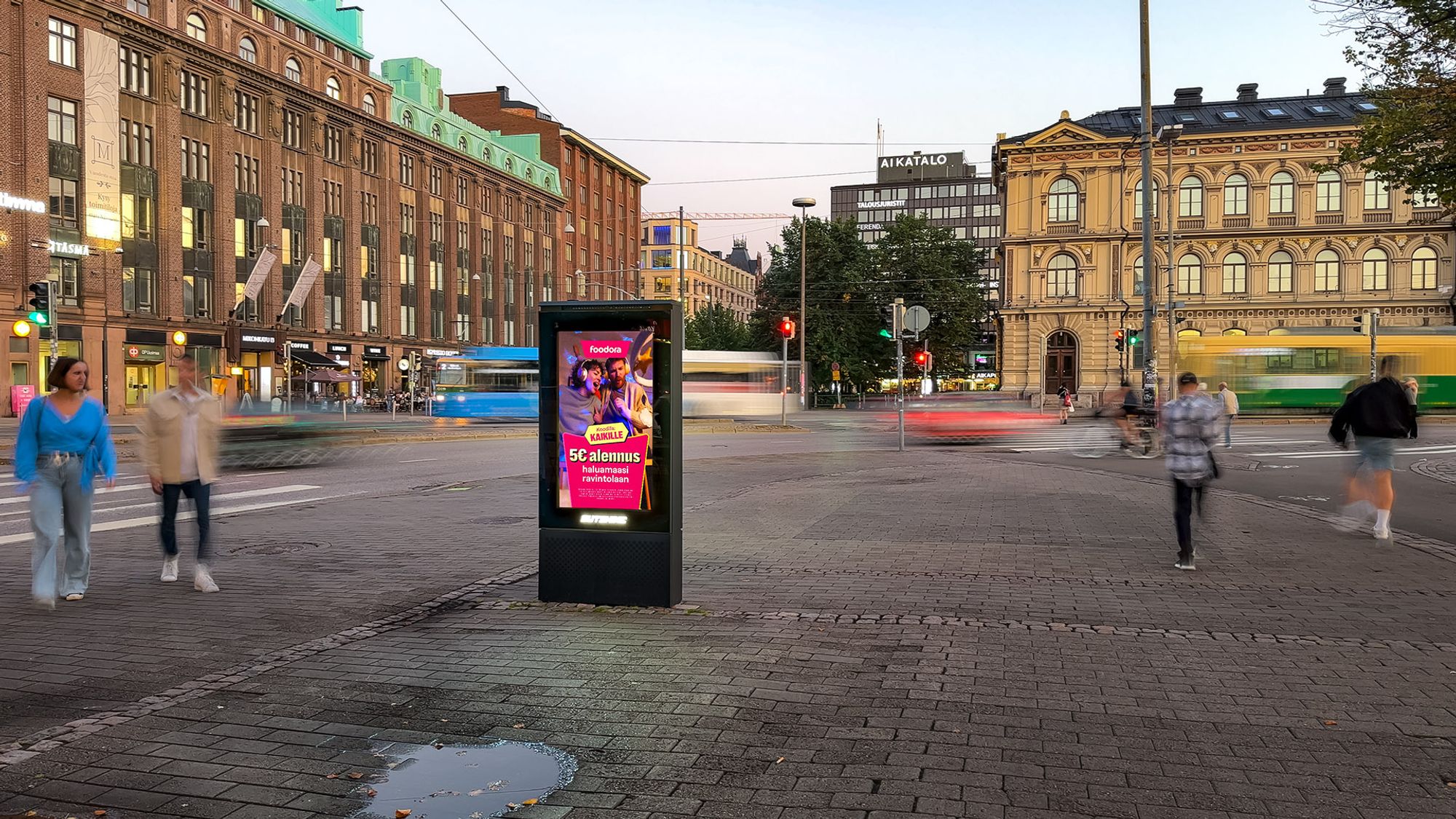 Helsinki-Kluuvi Mikonkatu C-Foodora-2.jpg